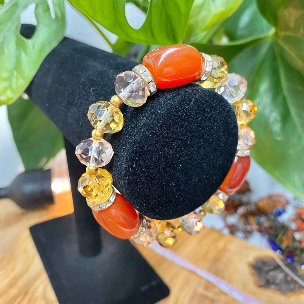Elegant Orange and Gold Beaded Bracelet